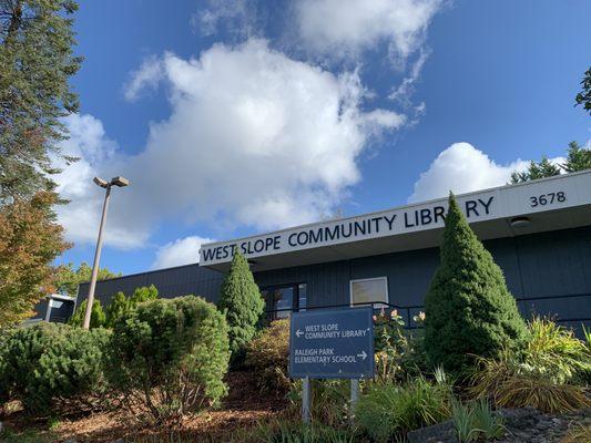 West Slope Community Library