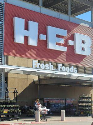 H-E-B