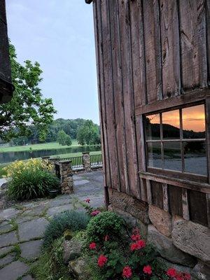 Snode's Restored Country Barn