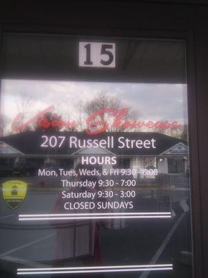 The pre-pandemic regular hours, at least according to what's affixed to the door.