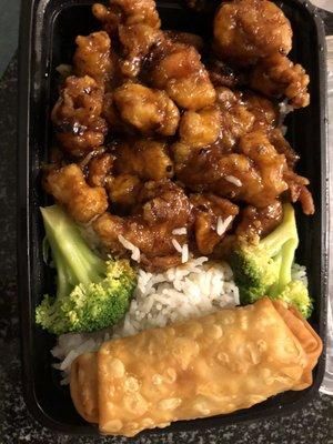 C13. General Tso's Chicken Combo Platter