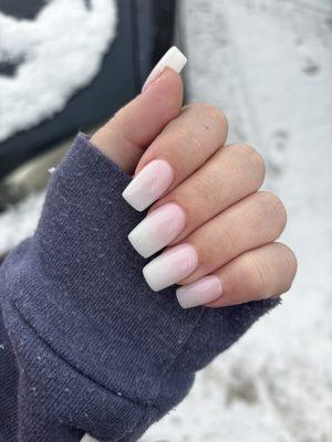 Ombré French tip nails