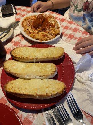 Garlic bread with cheese