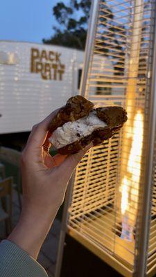 Ice cream sandwich, Chocolate Chip Walnut Brown Butter Pecan & brown butter pecan ice cream