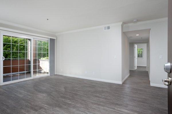 Urban Wood Floors & Open Layouts at Crestwood Apartment homes