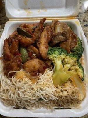 Jalapeño chicken, beef broccoli, rice noodle & fried rice.