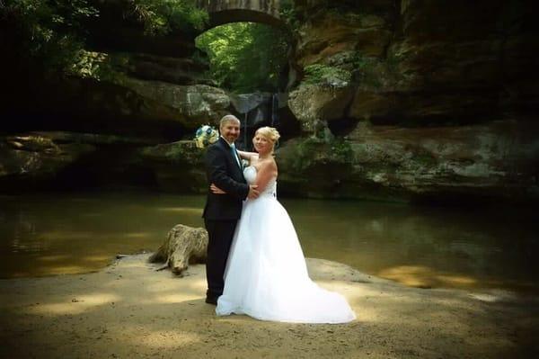 Dominic and Julia married at the upper falls at old mans cave