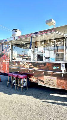 Best taco truck in 100 miles.