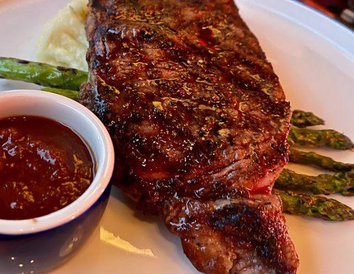 Ny strip, asparagus, mashed. BBQ dip.