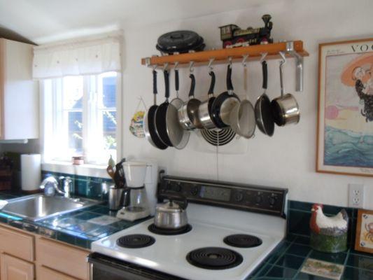 Well equipped kitchen for dining in and prepping picnics