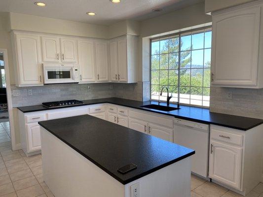 Kitchen backsplash