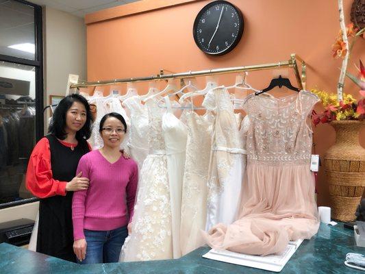 Wow,Start wedding dress tailor season,Today we had 9 wedding dress coming for tailor.