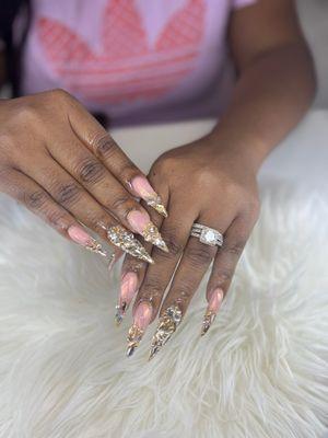 LINH 609 -241-0539
PINKY NAILS 
MAYS LANDING