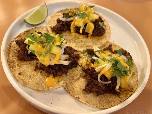 Super flavorful tacos with pineapple