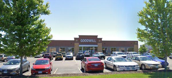 Goodwill - Forest Lake