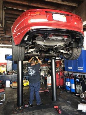 Replacing rear differential seal on this 2015 Jaguar F-Type R