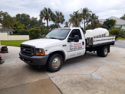 Apple # 1 roof cleaners Tampa/St Pete