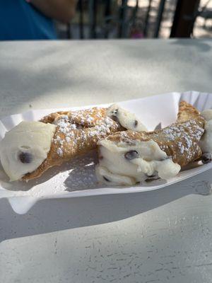 Cannoli