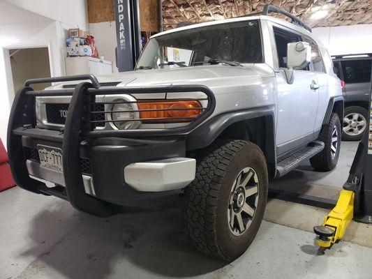 FJ Cruiser in for suspension upgrade