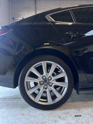 clean tires/wheels - Photo credits to staff member that did service on the car