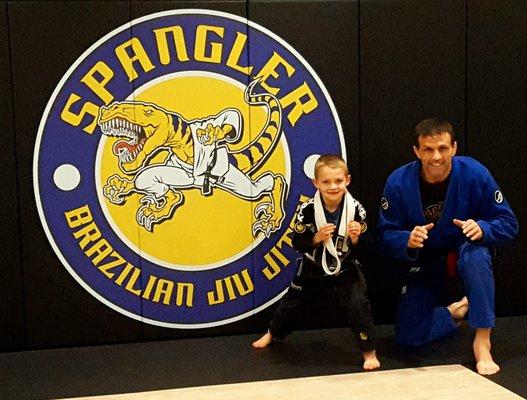 Kids earn their belt promotions!!