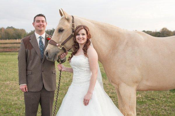 Yella Fella loves to take pictures with a happy couple :)