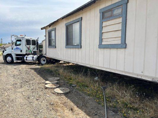 Motorhome Towing by bobtail