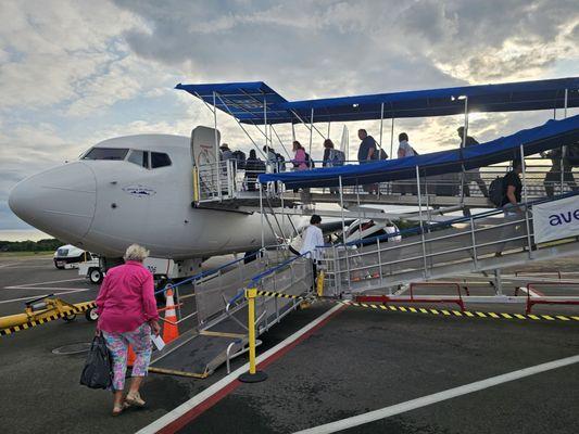 Loading plane