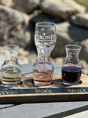 Flight: build your own- Moscato, Rosè, and Malbec