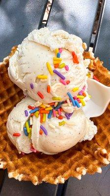 Honey Vanilla Bean ice cream! So special and yummy.