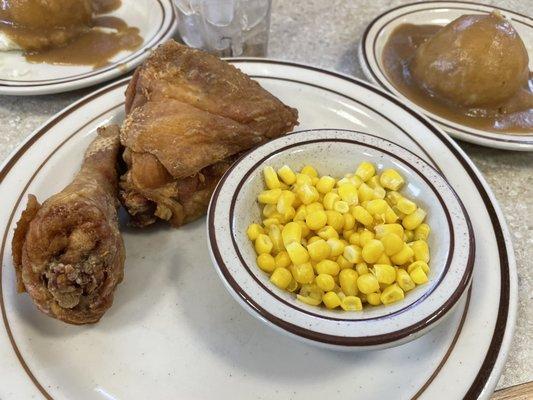 Fried chicken dinner