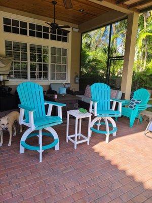 Outdoor Captain chairs