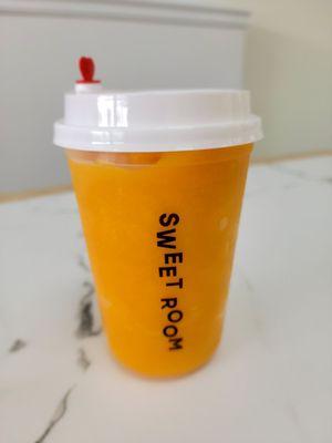 Mango juice smoothie