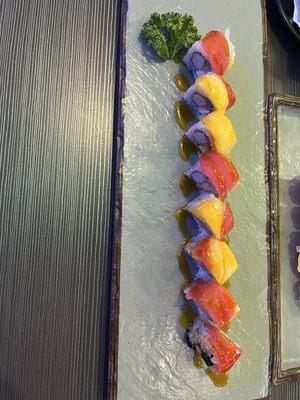 Mango tuna roll