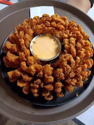 The FAMOUS & FABULOUS Bloomin Onion!