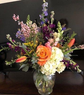 Gorgeous flowers to celebrate my aunt's 86th birthday!