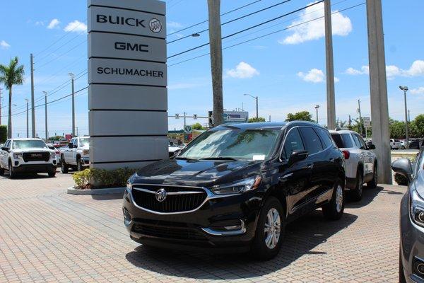 Exterior Buick-GMC Lot