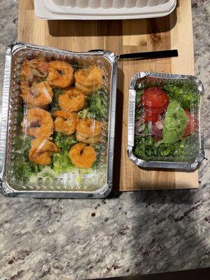 Fried Shrimps and salad