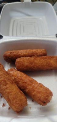 Mozzarella sticks (1 missing)