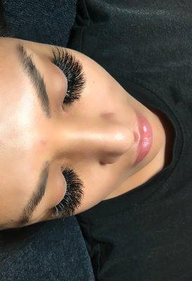 10D volume lashes