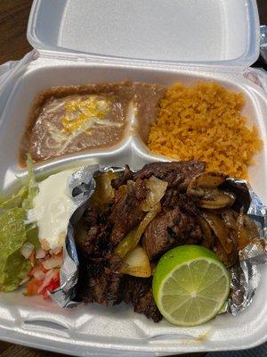 beef fajitas lunch special