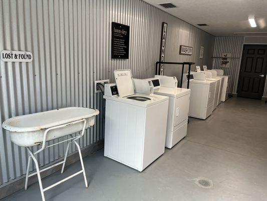 Laundry C room