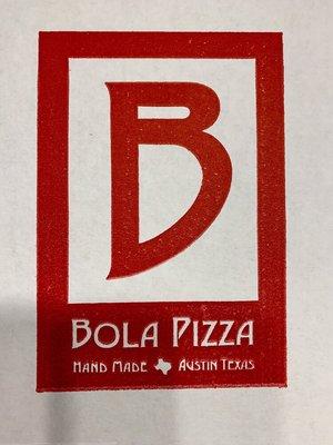 Bola knows how to make pizzas with multi-dimensional flavors!