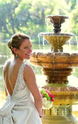 Bryce photographs a beautiful bride in Wilmington, NC