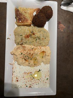 Spanakopita, falafel, babaganoush, hummus, taziki this dish also came with bread