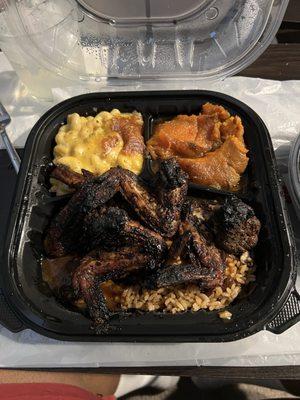 4 piece Jerk Wing Dinner (with Mac and Yam)