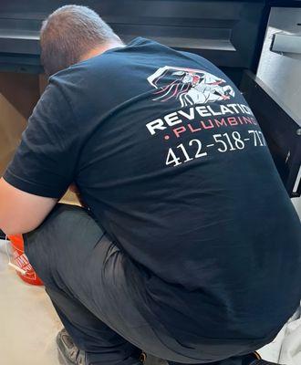 At Revelation Plumbing, we bend over backwards to save the day, delivering fast, reliable solutions and top-notch service when you need it !