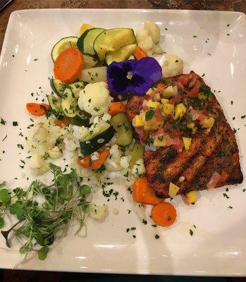 Wild Alaskan Salmon with veggie medley