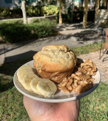 Homemade Banana Walnut Muffins