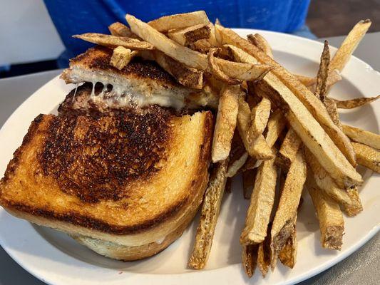 Patty melt burger/sandwich, recommended by the boss. Her favorite for twenty years.  With freshly cooked hand cooked fries.